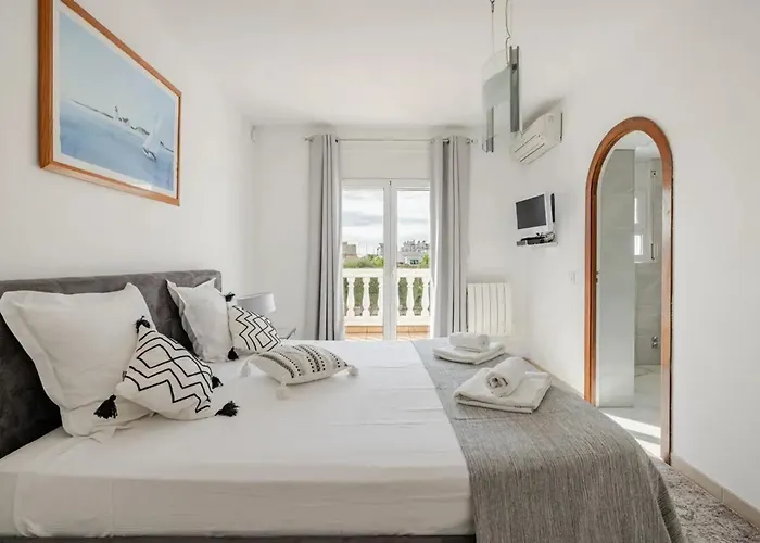 Welcoming In With Private Pool